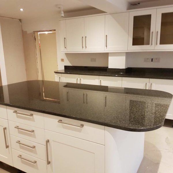 Black Impala Granite tabletop2