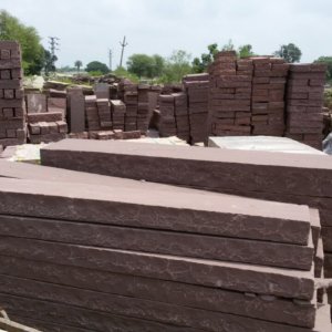 Mandana Red Sandstone Rockface