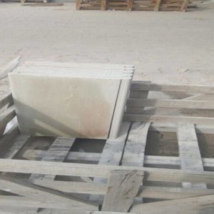 Mint Gold Sandstone Bullnosed tile