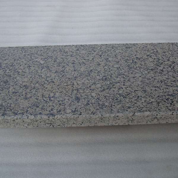 desert-sand-honed-drop-nose-edge-granite-paving-and-tiles